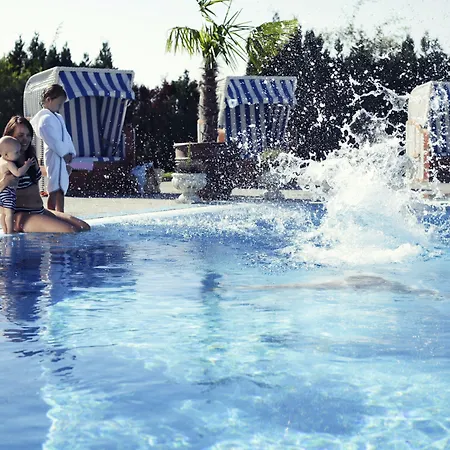 Sunday Ruegen - & Splash Erlebniswelt サガルト